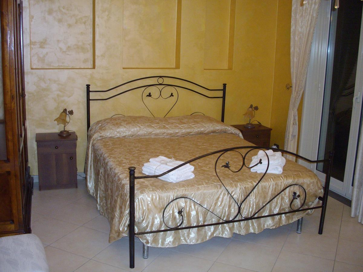 מסקלי B&B Villa San Leonardo מראה חיצוני תמונה